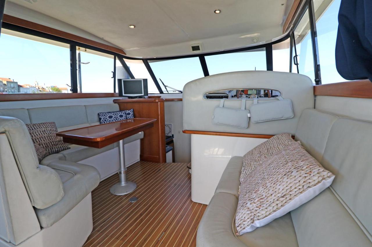 ליסבון Private Yacht, We Love Our Guests מראה חיצוני תמונה