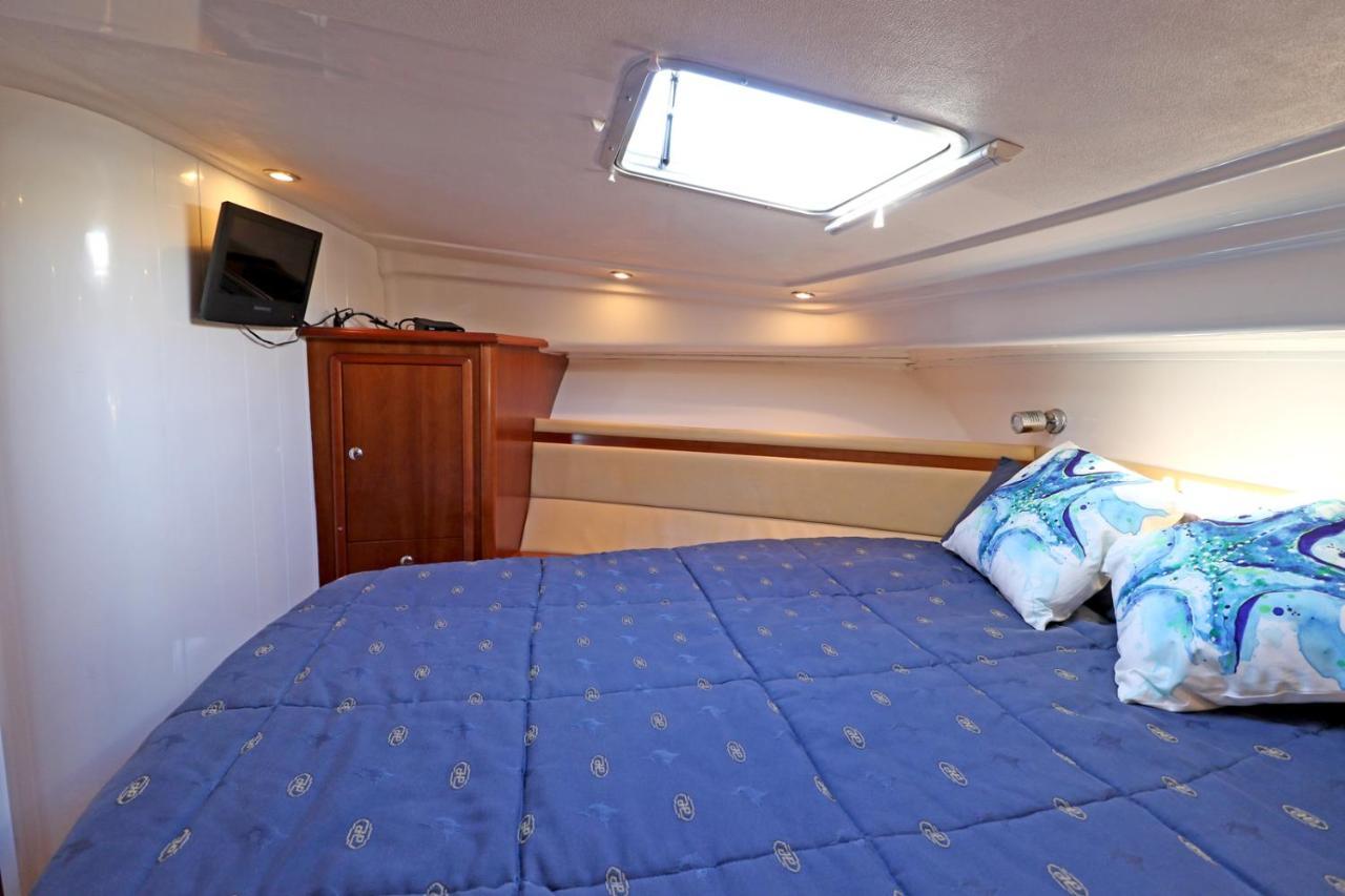ליסבון Private Yacht, We Love Our Guests מראה חיצוני תמונה