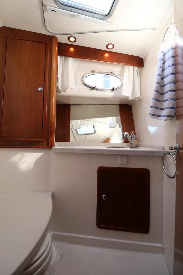ליסבון Private Yacht, We Love Our Guests מראה חיצוני תמונה