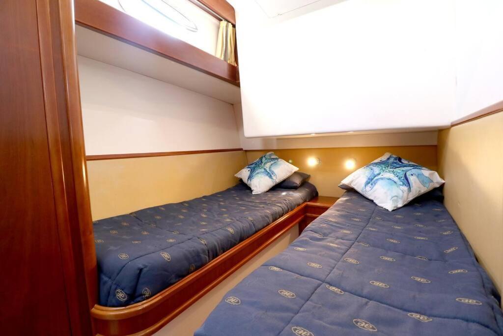 ליסבון Private Yacht, We Love Our Guests מראה חיצוני תמונה