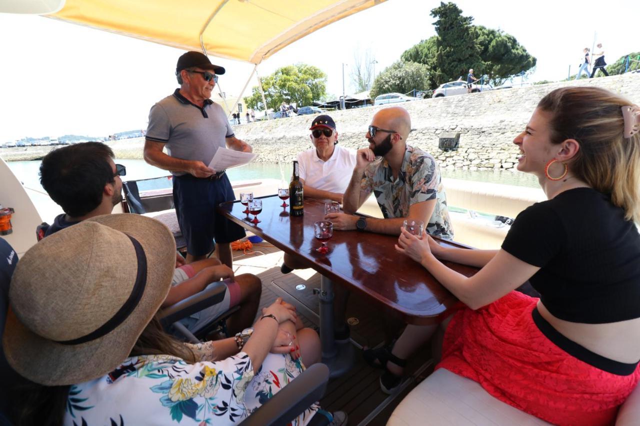 ליסבון Private Yacht, We Love Our Guests מראה חיצוני תמונה