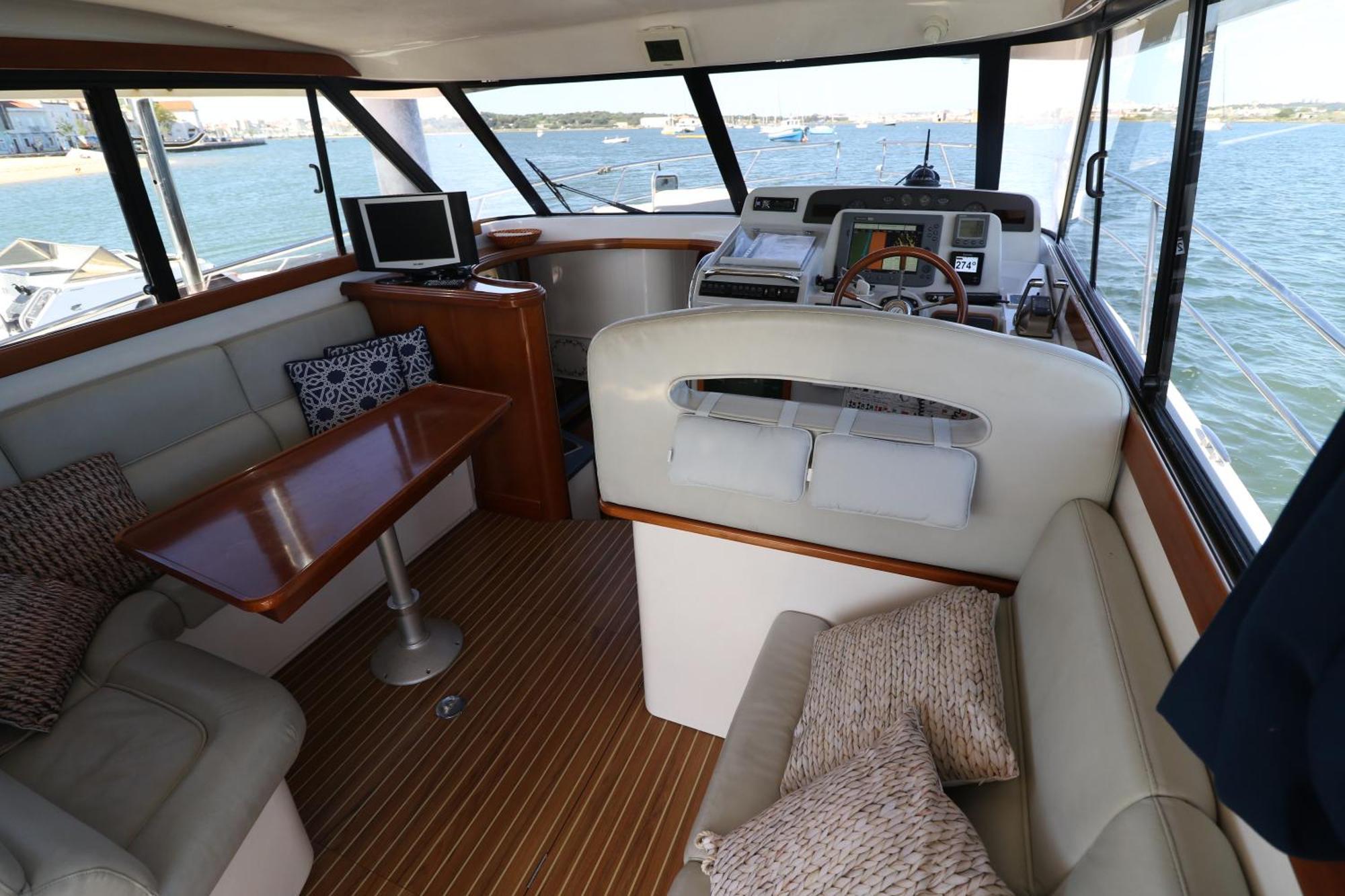 ליסבון Private Yacht, We Love Our Guests מראה חיצוני תמונה